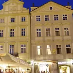 Old Town Square By Emblem Lejlighedshotel Prag