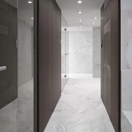 Old Town Square By Emblem 5* Prága