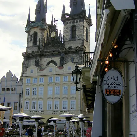 Hotel apartamentowy Old Town Square By Emblem Praga