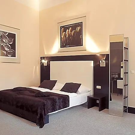 Appart hôtel Old Town Square By Emblem Prague