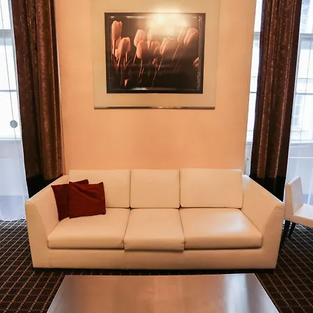 Aparthotel Old Town Square By Emblem Prague
