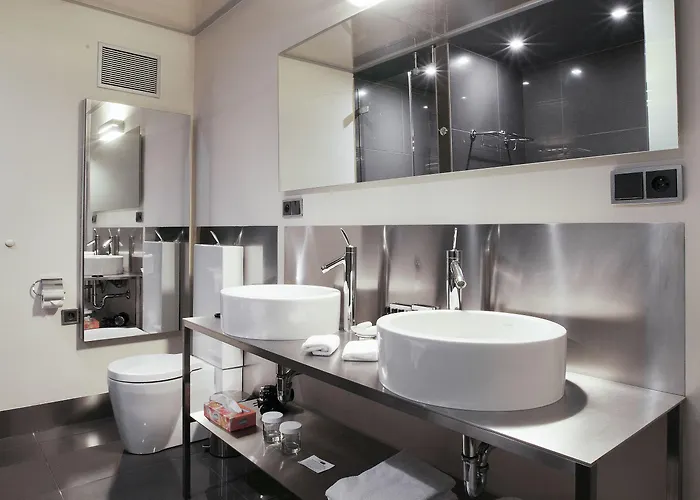 Old Town Square By Emblem Πράγα