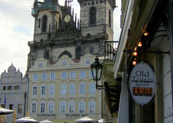 Lägenhetshotell Old Town Square By Emblem Prag